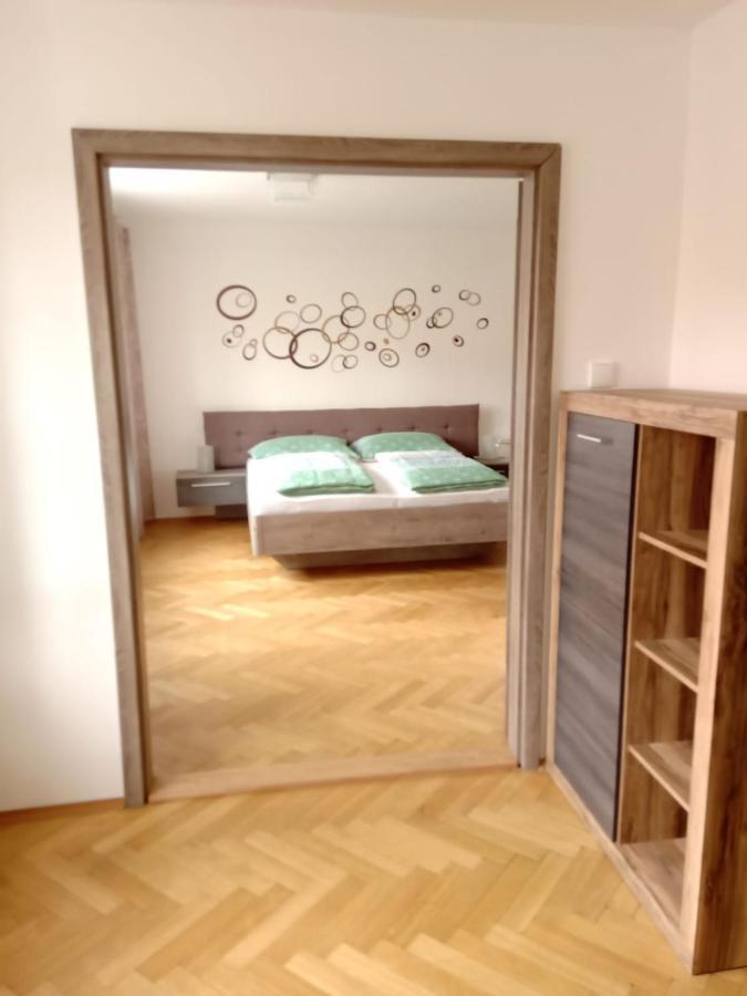 Pod Vezi Appartement Mikulov Buitenkant foto